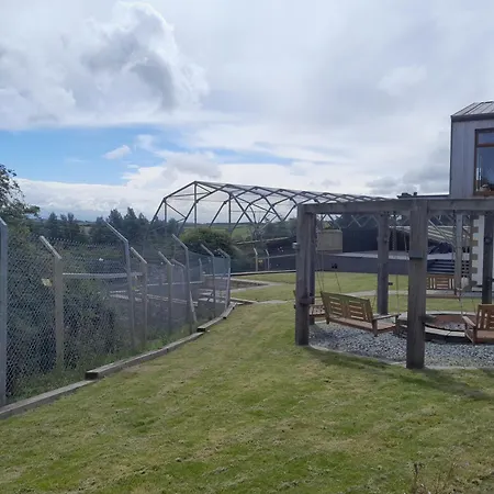 Furness View Barn Retreat Appartement